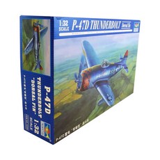 TRUMPETER 1/32 P-47D 霹靂背鰭塑料模型, 1套