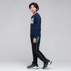 18d6fc90-8f5e-4a53-886f-50a5c775cb54.jpg