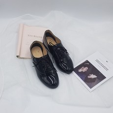 올나인 여성용 에나멜 심플 끈로퍼