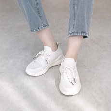 라인쉬폰넥카우스