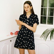 살롱드욘점프수트