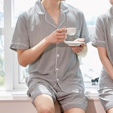 핑크존 남성용 비쥬 레이온 체크 커플 반팔 잠옷 상하의 세트
