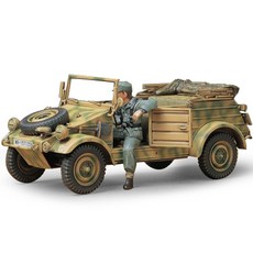 Tamiya 1:35 德國 Pkw.K1 Kubelwagen 82 型裝甲車 混色 35213, 1個