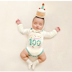 ikii 유아용 100일 기념 바디수트 긴팔 + 케이크 모자 + 기프트 박스 + 쇼핑백 세트 키 유아용 100일 기념 바디수트 긴팔 + 케이크 모자 + 기프트 박스 + 쇼핑백