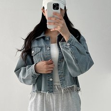 끌레느모네 여성용 데미지 컷팅 투포켓 카라 청자켓
