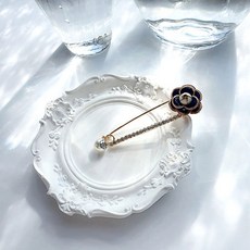 까멜리아꽃브로치