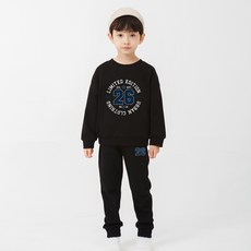 Kids Crew 兒童 Limited 26 Raised Training 上衣和下裝套裝