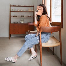 9267a785d24b463bb3a90518550733cf.jpg