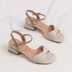 TCR 여성용 로맨스 샌들