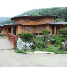 [안성시] 꽃피는산골펜션