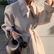 [고퀄리티] 르메르 울 카라 핸드메이드 로브 롱코트