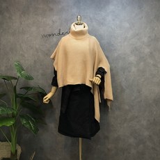 라임브릿지 폴라 언발 케이프 니트