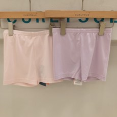컬리수 에어로쿨 소재를 사용하여 시원하게 착용하기 좋은3부 속바지