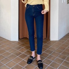 aa6ea69445cebf085ac1abaec20abd48ed7c9d19b68c6a6b4ed9941087eb.jpg