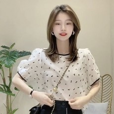 시티브리즈후드티
