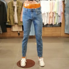 1a2bd4067739e088bbb259c31e46d4858e3d39f5aff3aad5249a406c93f7.jpg