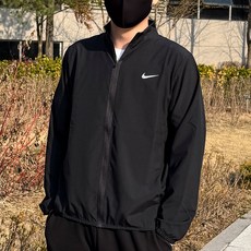 [국내매장판] 나이키 NIKE 폼 드라이 핏 다용도 재킷 블랙 윈드러너 기본 러닝 운동 경량 스포츠 바람막이