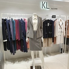 kk22sk8o00 KL 스커트 정장
 품절임박! 지금 바로 찬스! 인기 상품 추천 제품 2024
