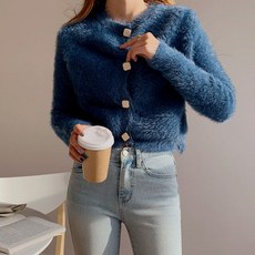 bb9407751f94eb3fbc8c1a8d068d14454efcbcf875e2d49462d86d190796.jpg