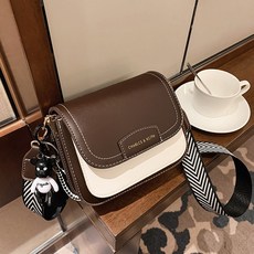 여성용 가방 새로운 패션 전체 배치 와이드 숄더 스트랩 메신저 백 네트 레드 싱글 숄더 작은 스퀘어 백