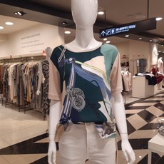 블루페페티셔츠