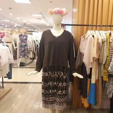 f326cc630cafd838e04969c3ccc65142bc00a9446bba4c585ec0c1e8dbf0.JPG