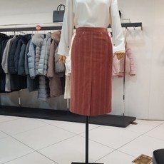[더아이잗컬렉션(THEIZZATCOLLECTION)] 절개포인트스커트CJAA0SK09