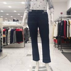 4aa0f789bed41fcd8493457416deb103529aa8f928b272de7e5bc84e2d9a.jpg