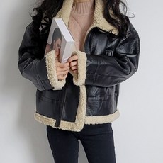 여성무스탕