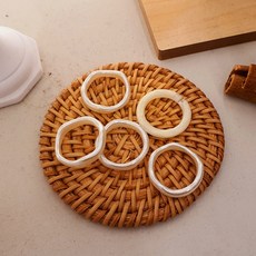 a7aa8d883cc81657d7297f90ee94fe6bfdb941abbf23a8d9952514ab3508.jpg