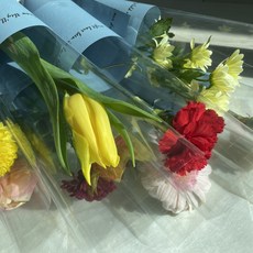 생화한송이 한송이 카네이션 거베라 장미 소국 튤립 꽃다발, 소국 연한색, 1개