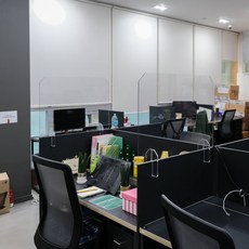 파티션에 꽂아 사용하는 투명 가림막 (서브가드 비말 감염 방지용 폴리카보네이트 제품 논 아크릴), 60cm x 50cm (가로 x 세로), 8cm