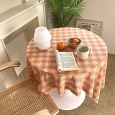 체크무늬식탁보