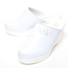 여성꽃신고무신