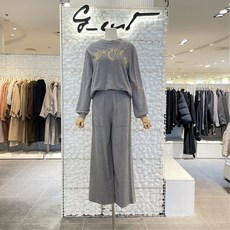 지컷 글리터 레터링 크루넥 니트(7210450021)