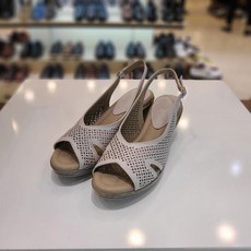 미소페통굽샌들