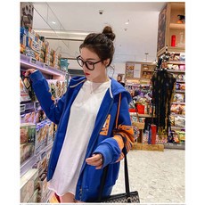 d3a524b1563578173e4cb7651c0c9776c2be1902ccd8606a386d3b6d67ef.jpg