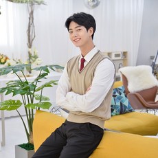 교복몰 보풀방지 베이지 블랙라인 교복조끼 남자