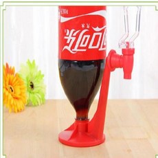 탄산수제조기 1.25L탄산음료 콜라 음수기 기숙사 거꾸로거치 양수 수도꼭지 심플 스위치 음료기, T02-한 시대 받침대 스타일 _2개구매시 1개증정(3개별포장)