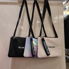 더데이걸 가볍고 예쁜 레터 미니 크로스백 TGAK21S08