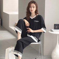 9fe9515b1bc54d417841d3b71c247a54b812ad077ee9c071d0f664a91577.jpg
