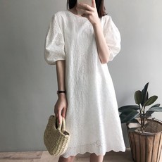 [제이뿌다] 3030 화이트 퍼프소매 펀칭자수 미디원피스