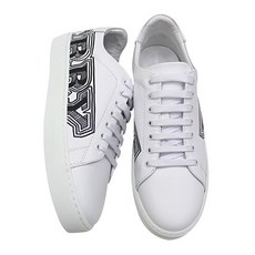 버버리여성스니커즈