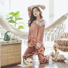 03aab443216f27d03c468aed54fd0b12debf936dffd9041dcde4e9c8823c.jpg