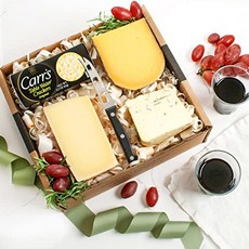 선물 상자에 담긴 카베르네 소비뇽 치즈 모음 Cabernet Sauvignon Cheese Assortment in Gift Box