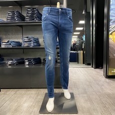 f2577a2d3a37630f3cf79b39cca35c758e15db47247e06c76f6be24e2c94.jpg