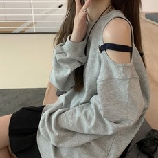 성욕 또한 시크 학원 소녀 오버핏 숏 매너 오픈숄더