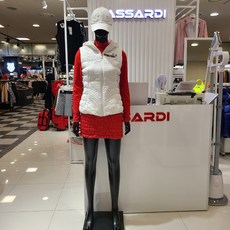f9d670f9731b15b6d948205c08391c976b69af6829e7ded7861883dab2b5.jpg