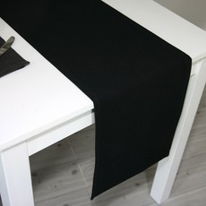 골드블랙테이블러너