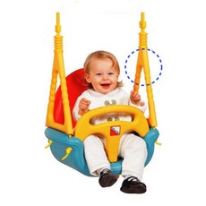 4살아기철봉그네